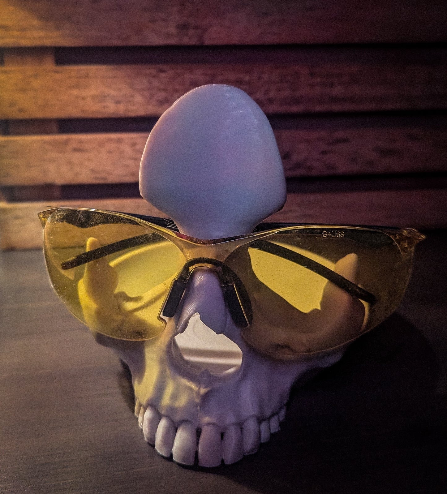 Skull eyeglass and bowl for nightstand