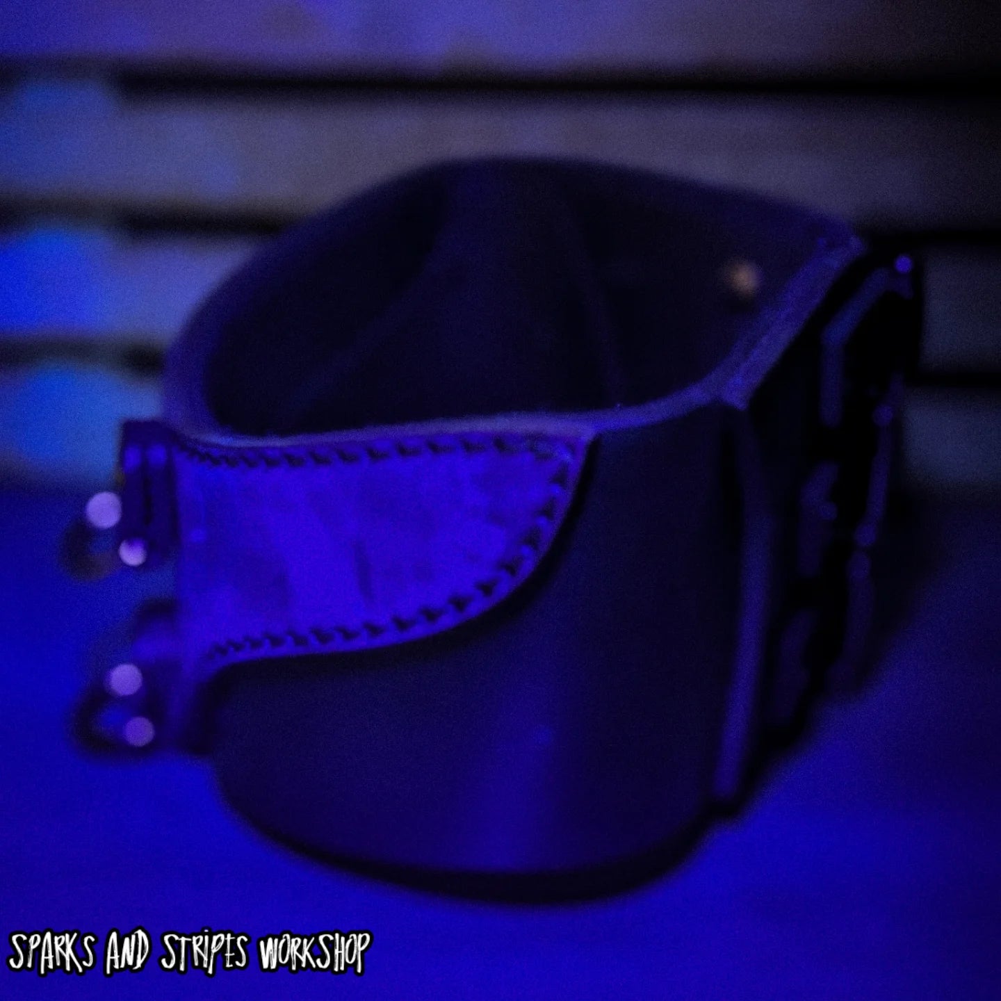 "Obsidian Grace" Posture Collar